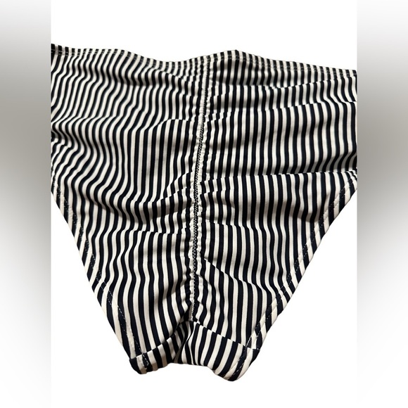 Xhilaration Women’s Swimsuit Bikini Blue and White Stripe XL D DD - Picture 8 of 12